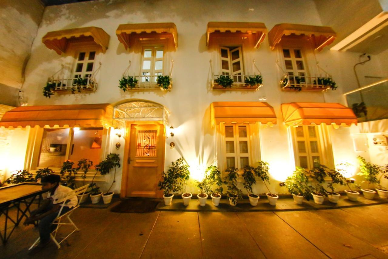 Stay Banaras - A Boutique Hotel Waranasi Zewnętrze zdjęcie